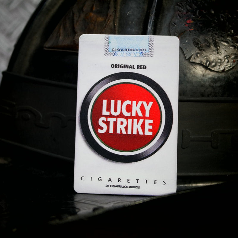 Lucky Strike Color Playing Card